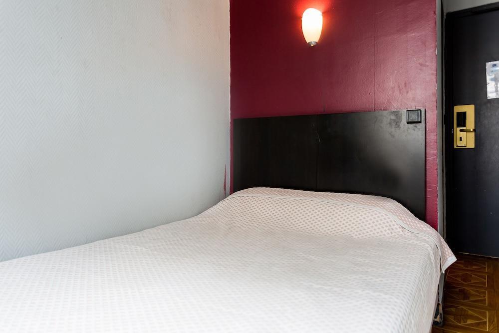 ฮิโปเทล ปารีส แบลวีล การ์ เดอ เอสต์ Hotel ภายนอก รูปภาพ